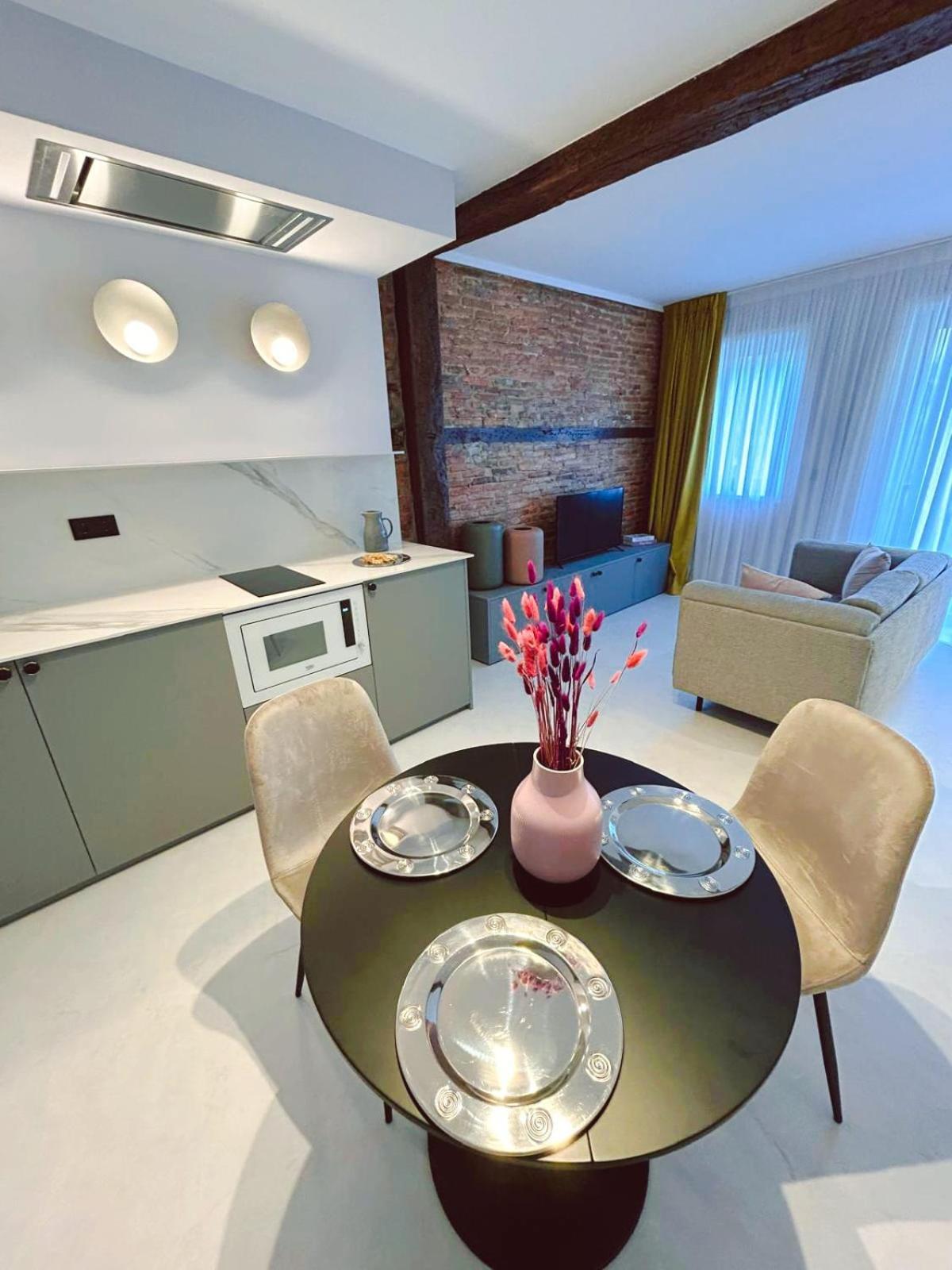 Lemon Suites Santander Zimmer foto
