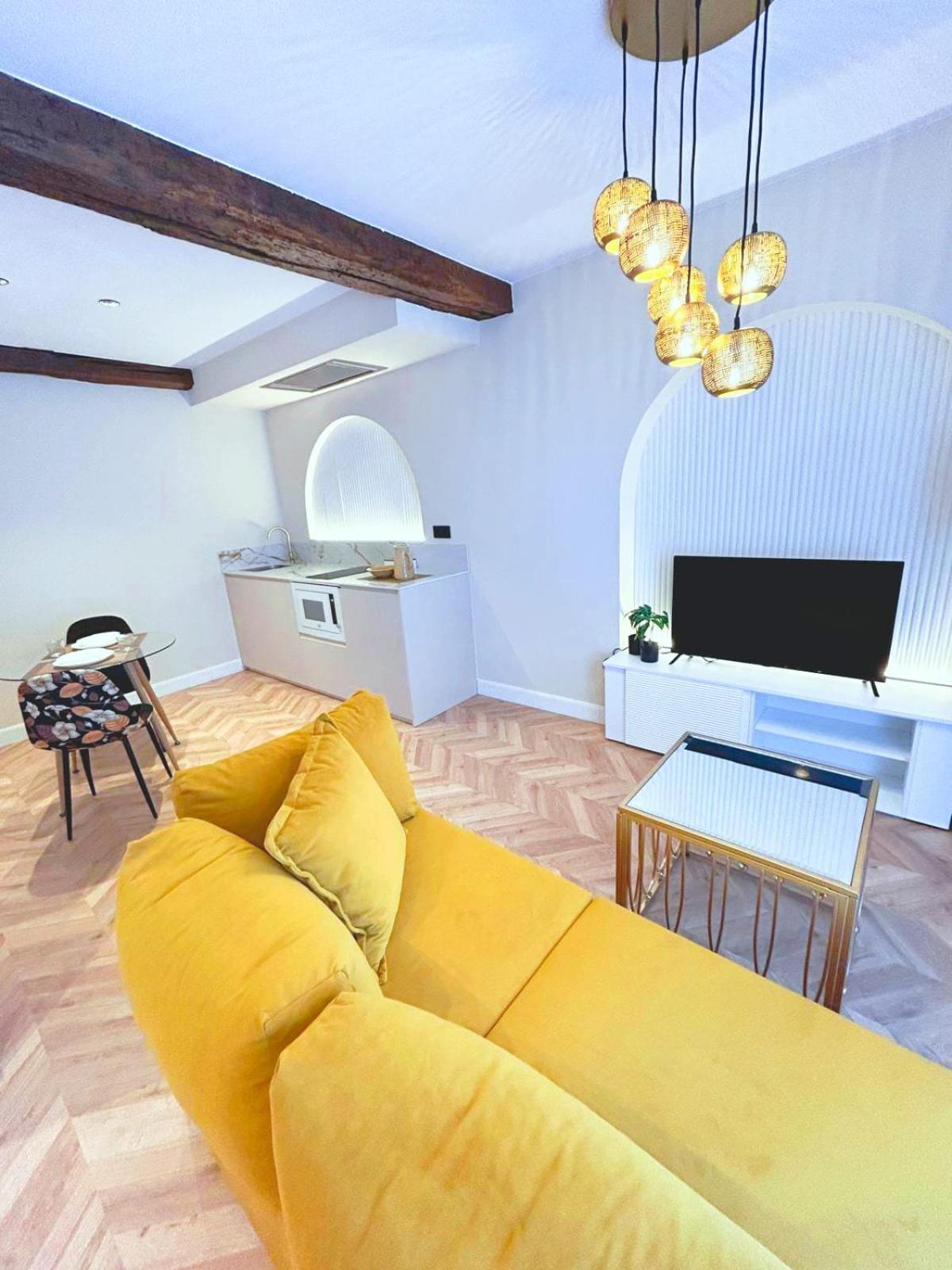 Lemon Suites Santander Zimmer foto